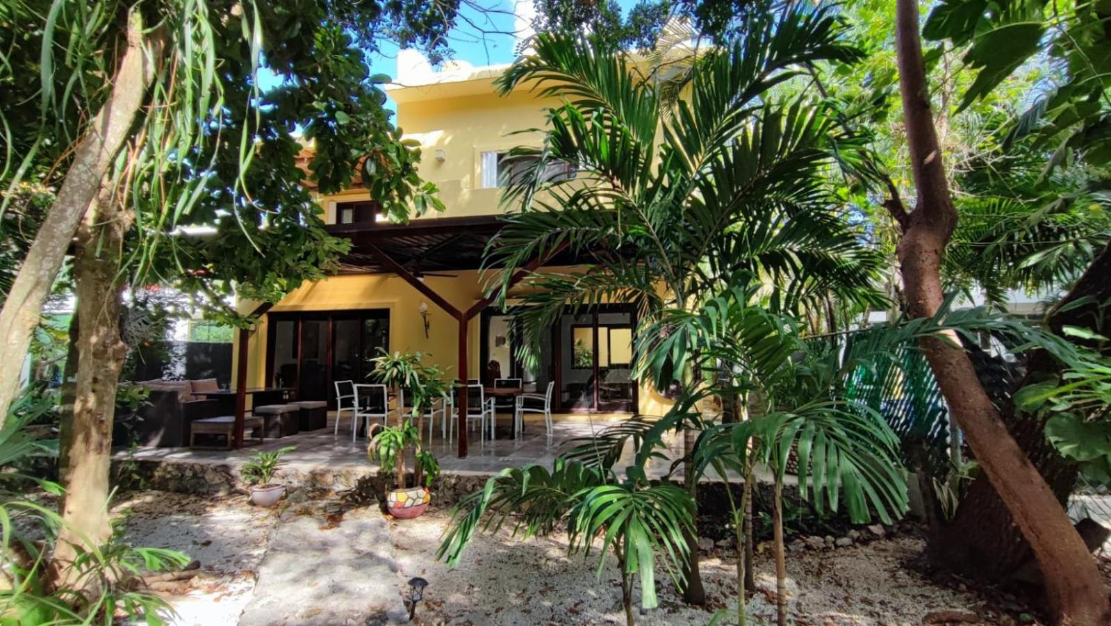 Villa in Playacar 4 bedrooms AC/Tennis/Pool/ 5min 5ta beach/ Private Garden Playa del Carmen Buitenkant foto